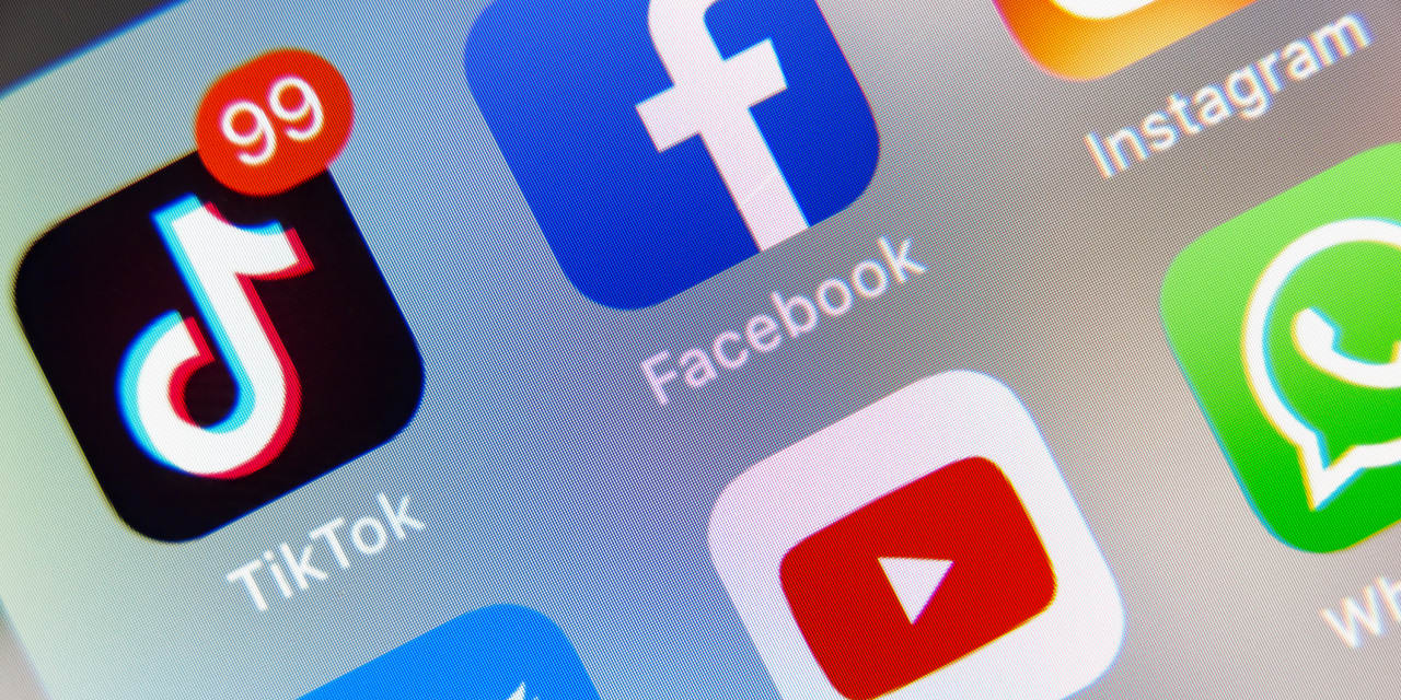 YouTube, TikTok dominate teens' social-media diet, new survey finds - Vimarsana News