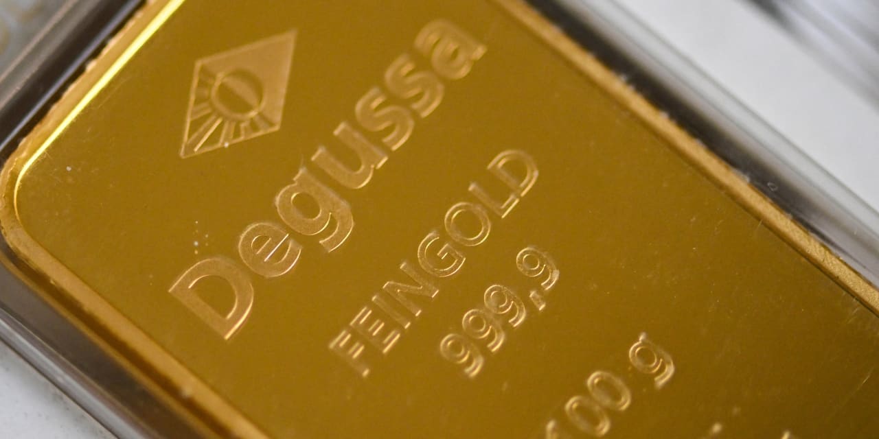 The double 10K scenario: Wall Street veteran says the S&P 500 and gold can each reach that mark by the end of the decade