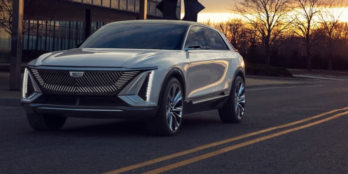 2021 electric on sale cadillac suv