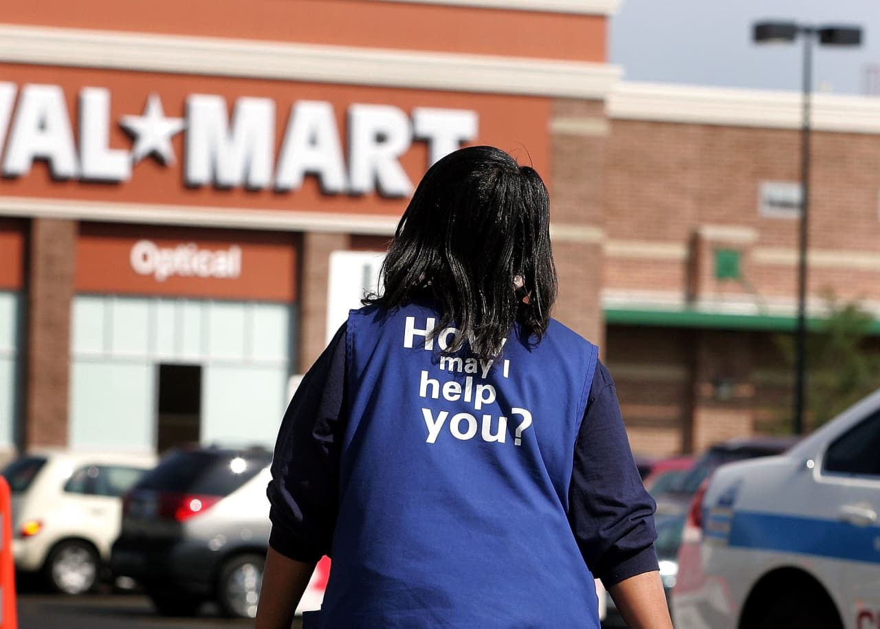 Walmart stock jumps to an 8th-straight gain after profit pulls a classic  'beat the guide down' - MarketWatch
