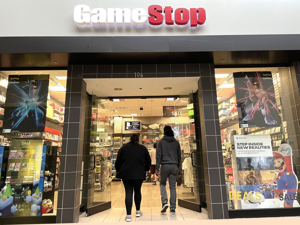 EBay may dodge a GameStop takeover — but there’s a new twist in the Ryan Cohen saga