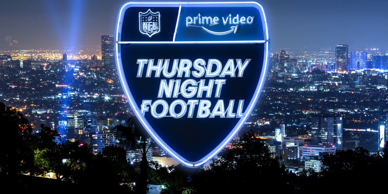 Nielsen Plans to Incorporate 's Data on 'Thursday Night Football'  Viewership - WSJ