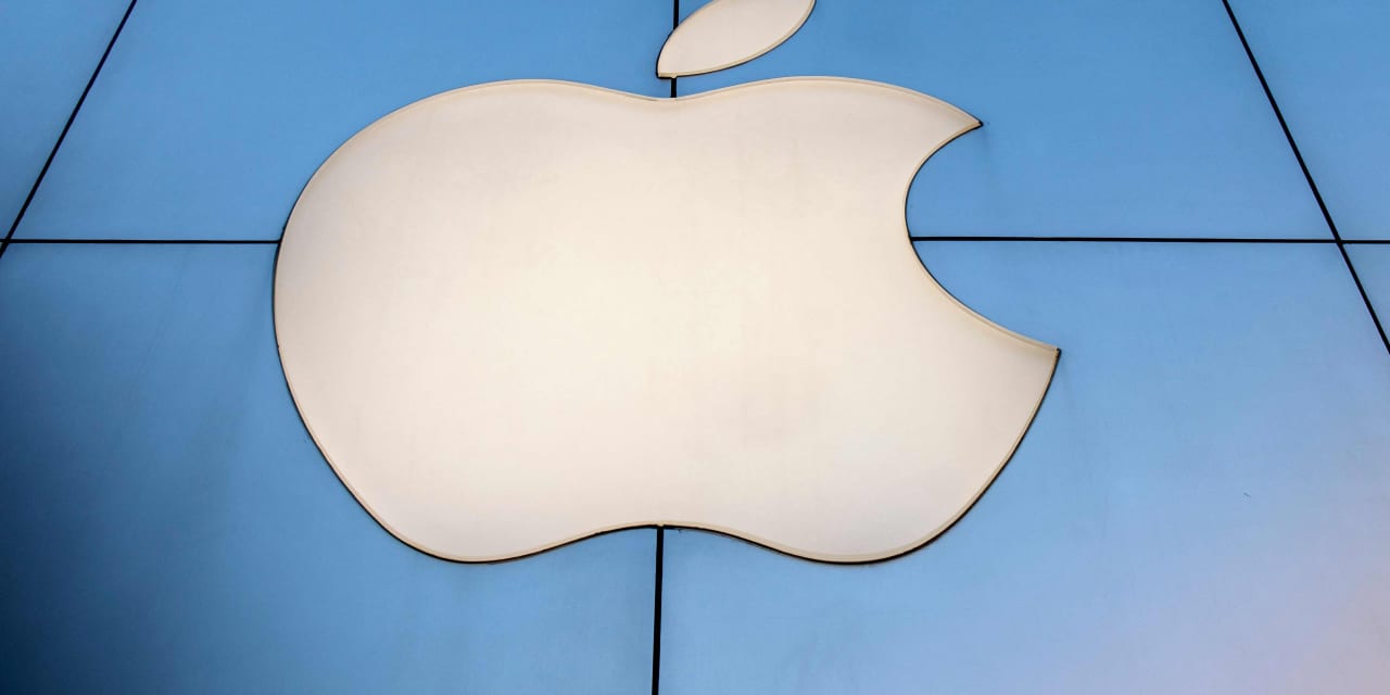 #: Hackers hijack Fast Company, send obscene push alert through Apple News