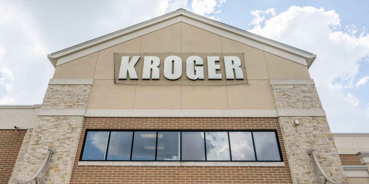 Drama heats up over Kroger’s planned merger deal. Report this week