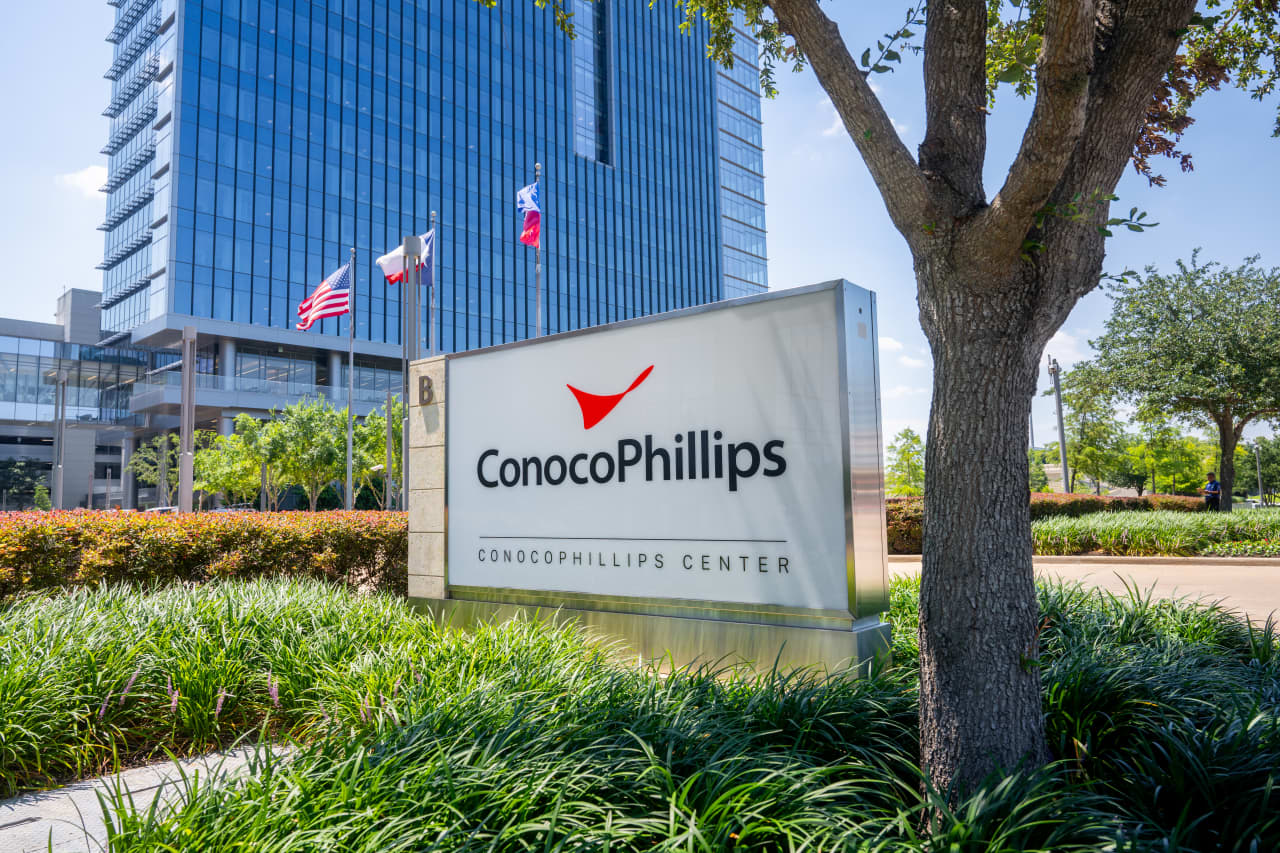 ConocoPhillips stock rises on Q3 earnings profit beat, robust outlook