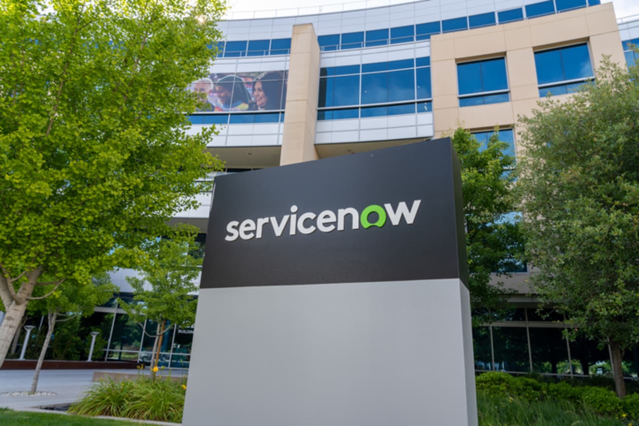 ServiceNow’s stock heads for best day since 2022 upon ‘unique’ AI traction