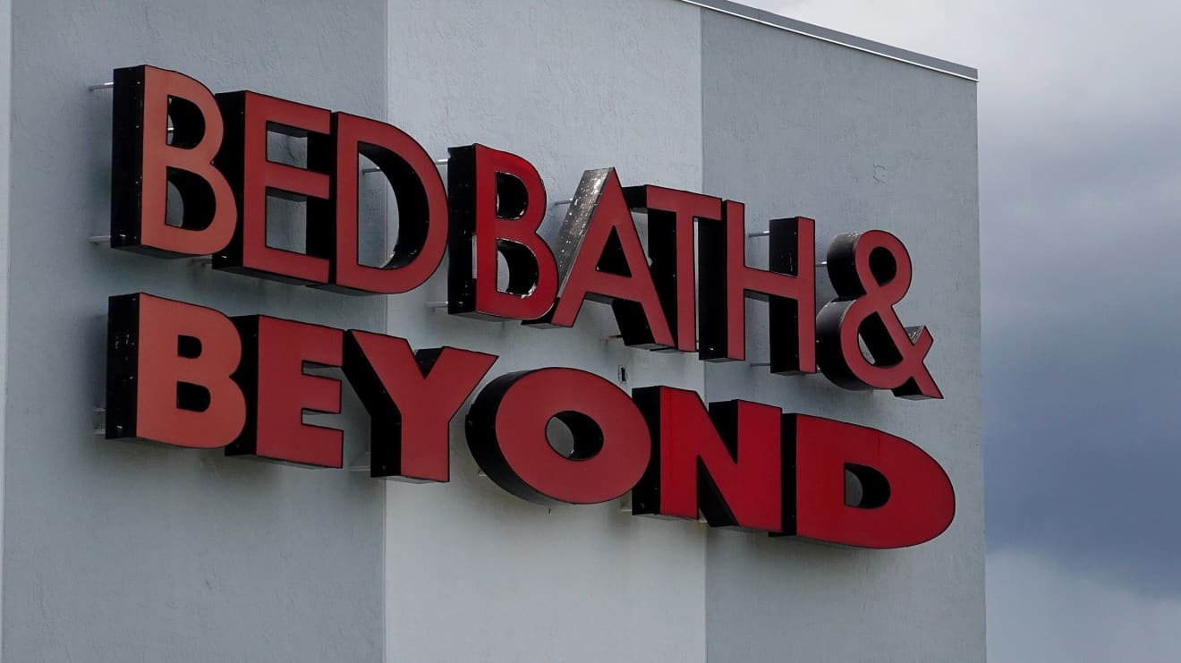 Bed Bath & Beyond stock plummets. Investors wonder 'is it going to get
