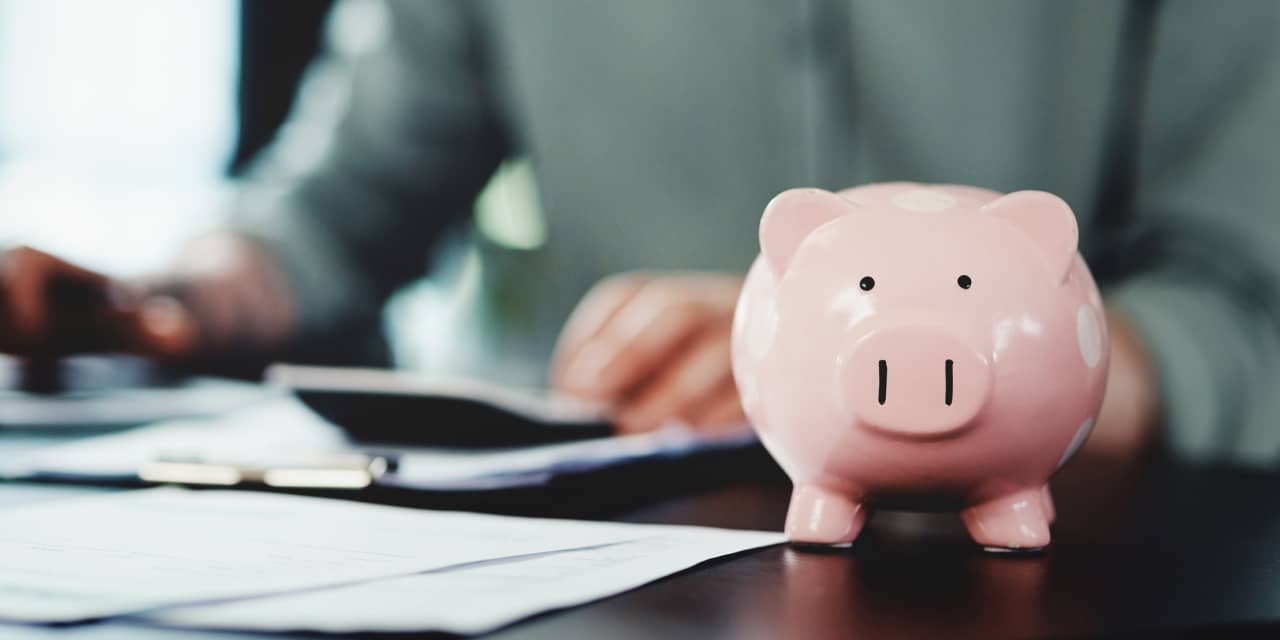 CD vs. savings account: Which should I choose? - Vimarsana News