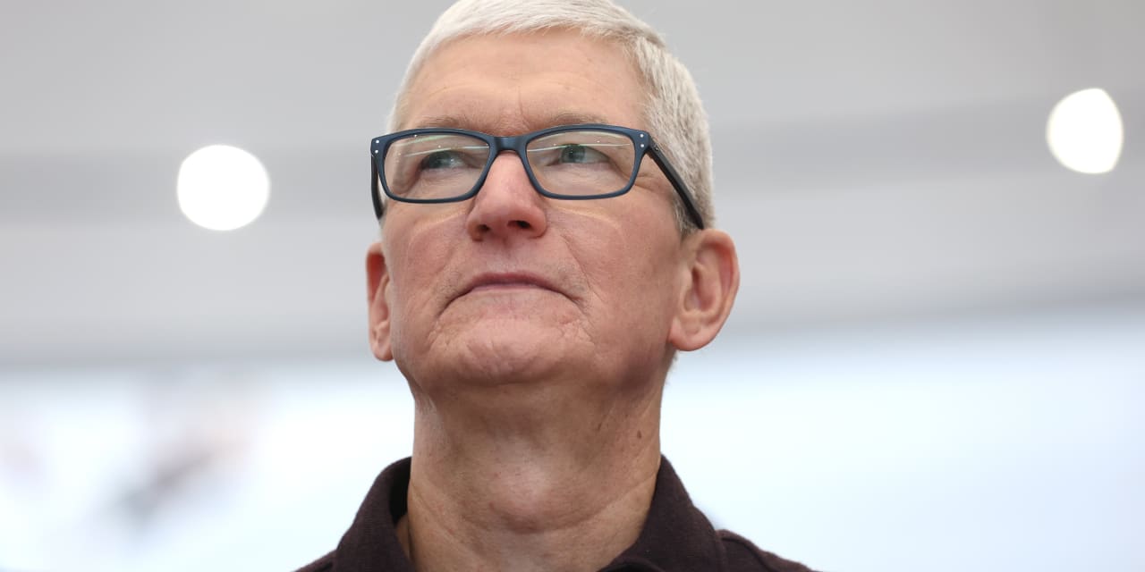 #: Apple CEO Tim Cook won’t raise iPhone 14 prices. He must first deal with a fierce rival — and it’s not Samsung