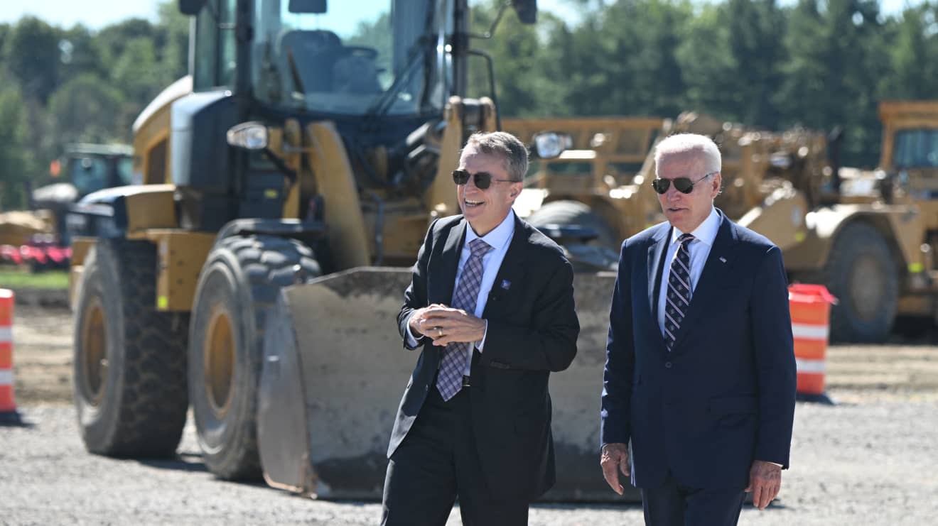 Biden touts U.S. economy's progress at Intel plant's groundbreaking in