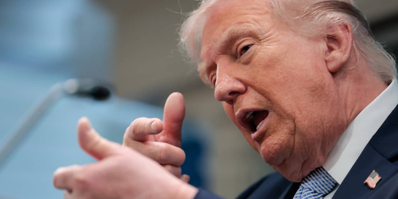 Stock futures surge, oil prices slide as Trump announces two-week cease ...