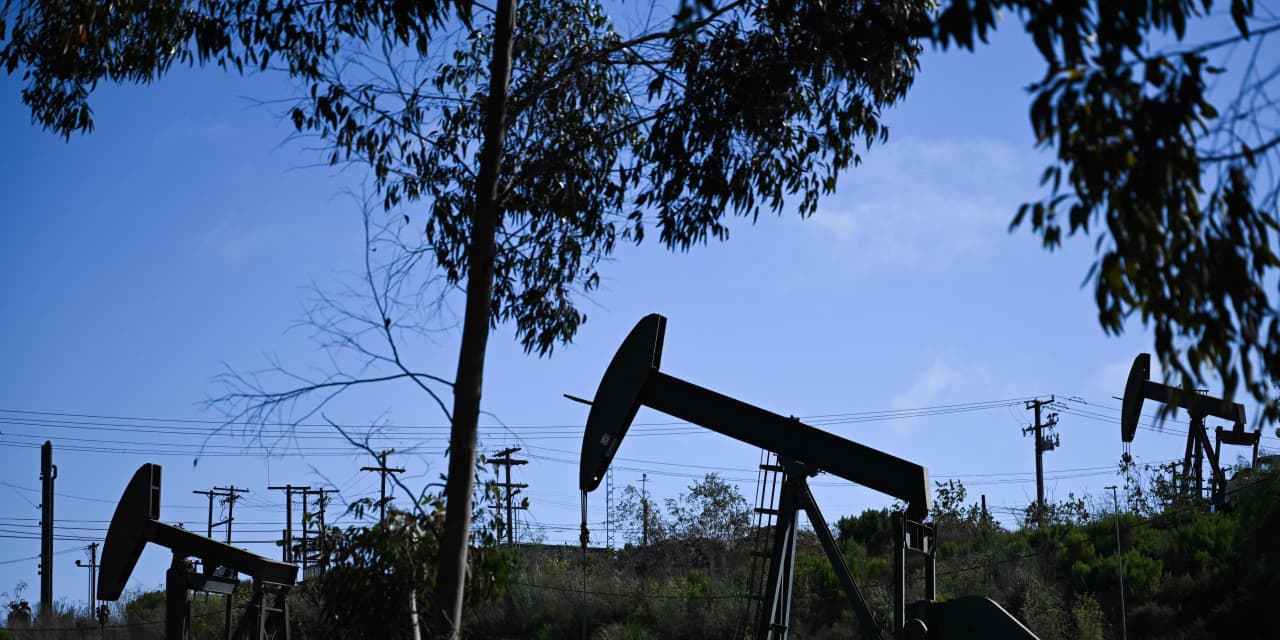 #Commodities Corner: Oil’s crazy price moves aren’t really crazy at all