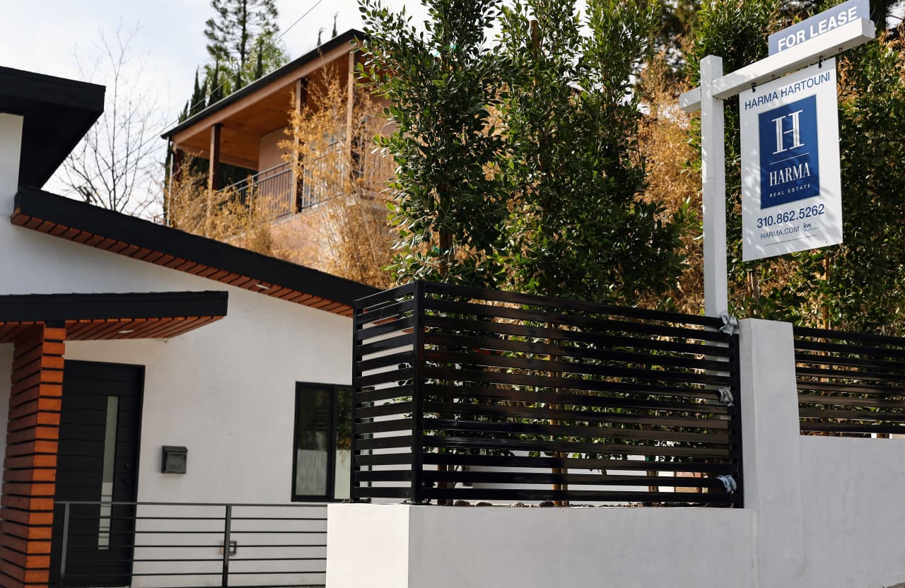 How long does it take to evict a tenant who refuses to leave? Leia aqui