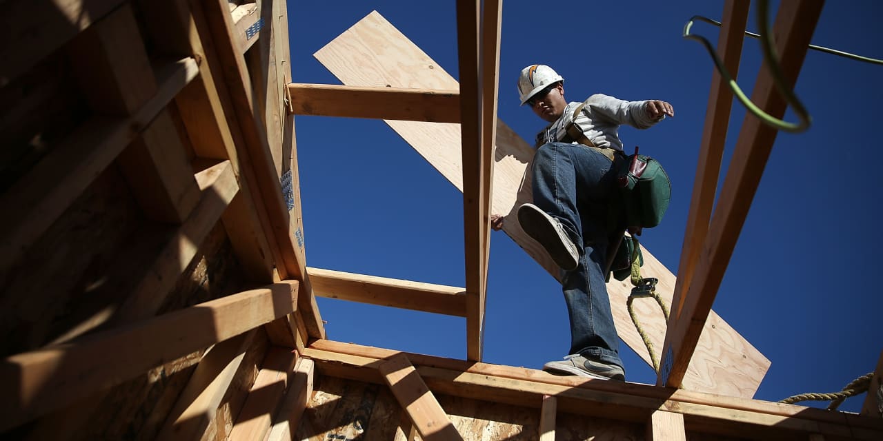 #Economic Report: U.S. construction spending falls slightly in January