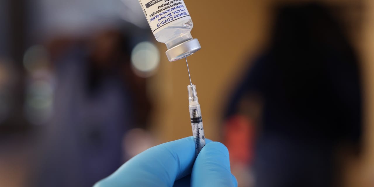 1 in 5 of Americans don’t know about new omicron-targeting COVID boosters, survey finds