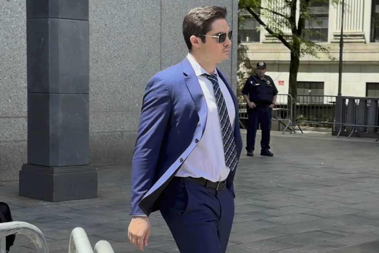 Former FTX exec Ryan Salame sentenced to more than 7 years in prison ...