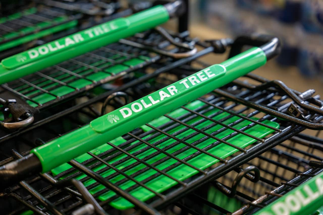 Higher-income consumers have been flooding dollar stores for bargains, Dollar Tree says