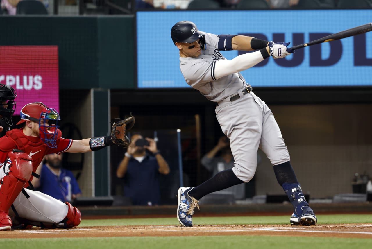 Yankees star Aaron Judge slams home run No. 62, breaking Roger Maris'  61-year-old A.L. record - MarketWatch