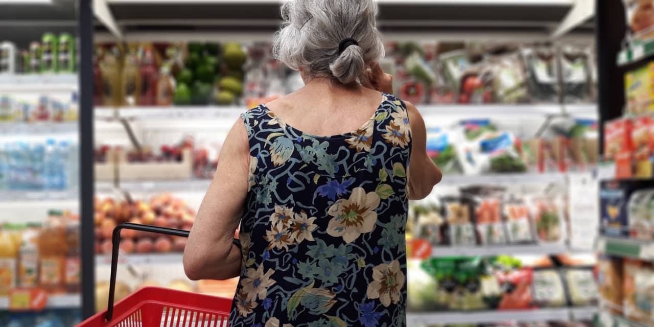 Social Security payments projected to rise by up to $71 per month in 2027