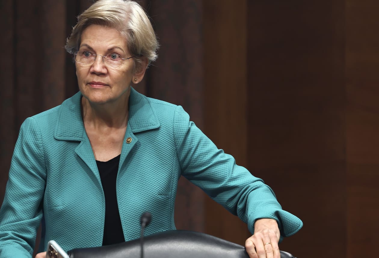 Bitcoin in your 401(k)?Senators intensify pressure on Fidelity to  reconsider crypto in retirement plans - MarketWatch