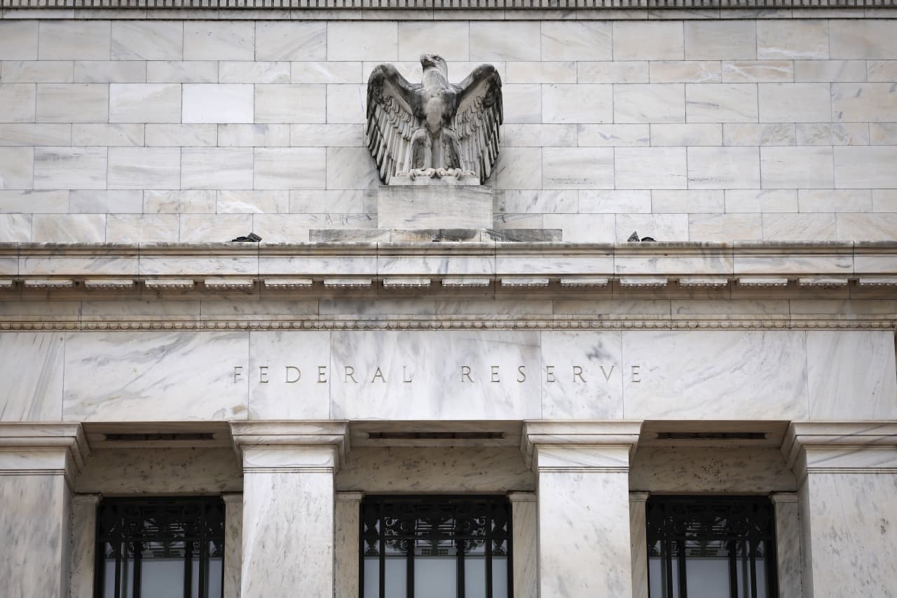 Why analysts say the Fed risks clogging the financial plumbing without a policy change