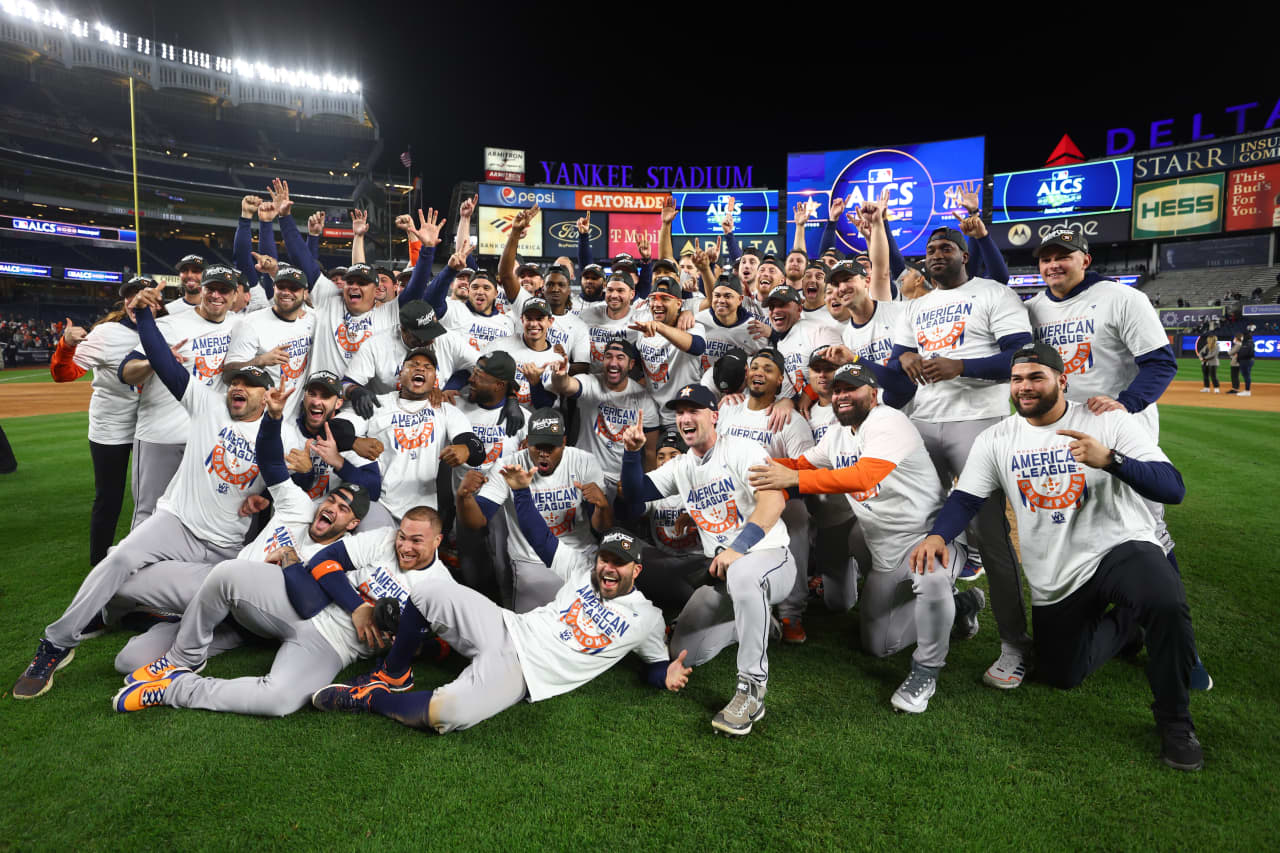 Official Houston Astros Skyline Team Players World Series