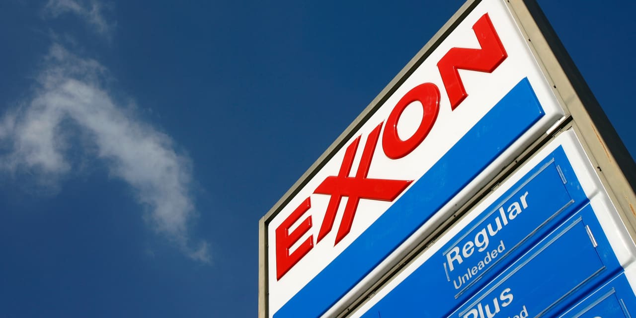 Exxon expects profit bump from oil prices of around  billion in third quarter