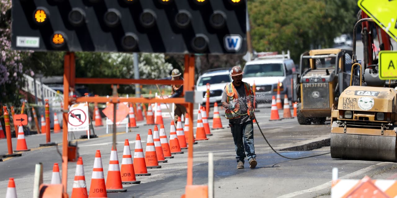 The U.S. Jobs Market Is Too ‘strong,’ The Fed Says. So Expect Rising ...