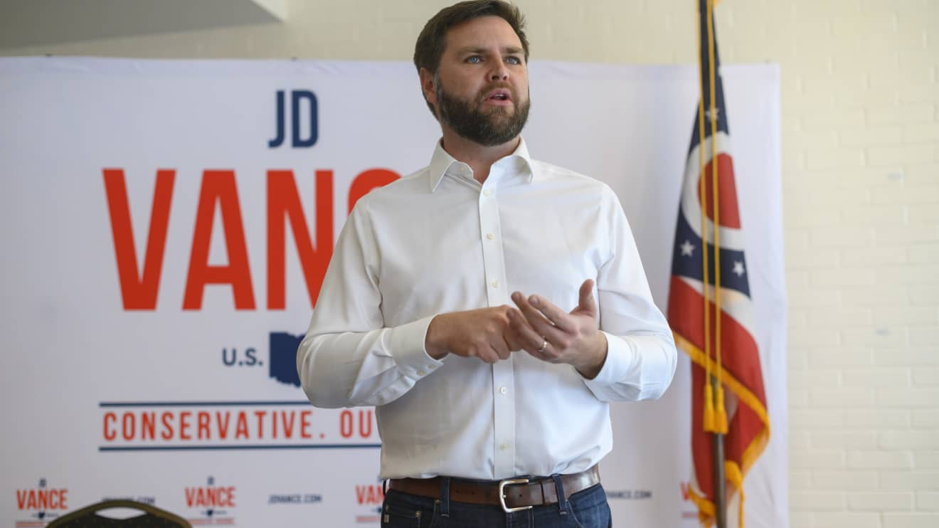Here’s how top CEOs are opening up their wallets for J.D. Vance and