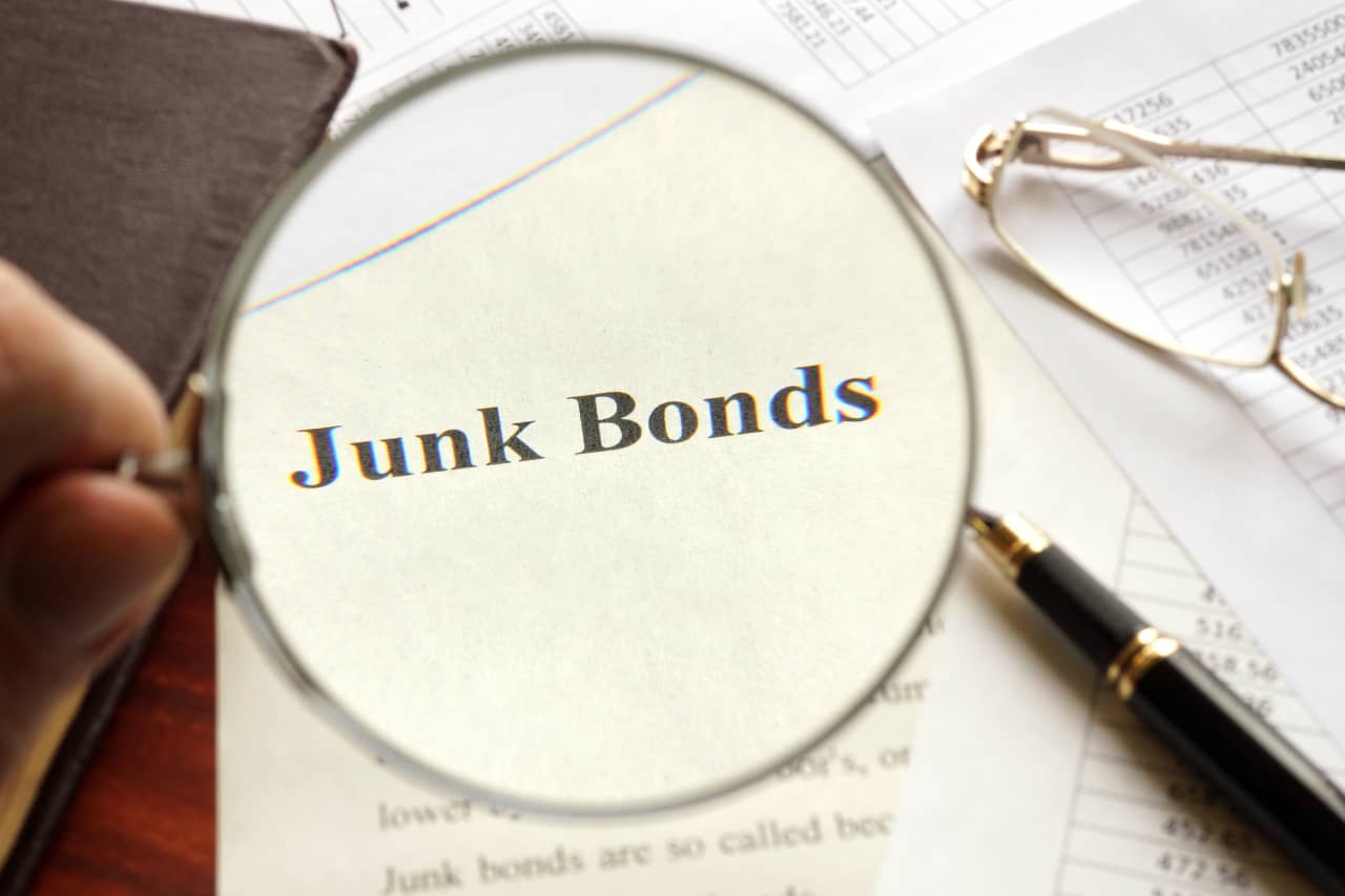 Junk Bonds May Be A Good Play For Returns That Are Competitive With ...