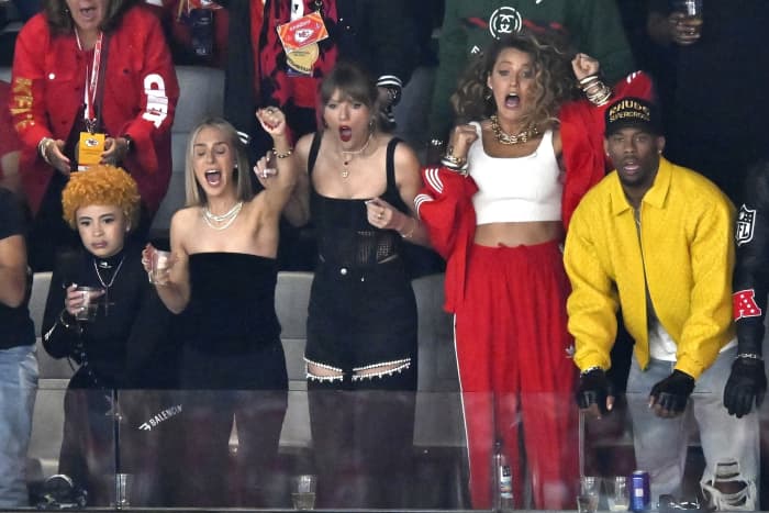 Super Bowl LVIII: Taylor Swift watches Kansas City beat San Francisco ...