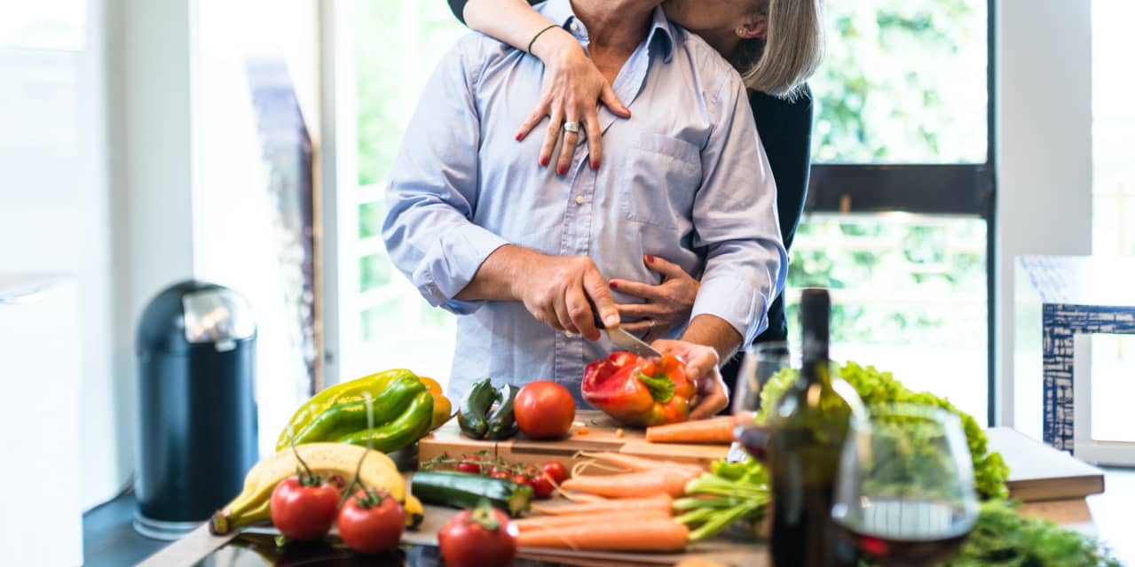 Essayez ces règles simples pour faire des choix alimentaires qui pourraient réduire votre risque de démence