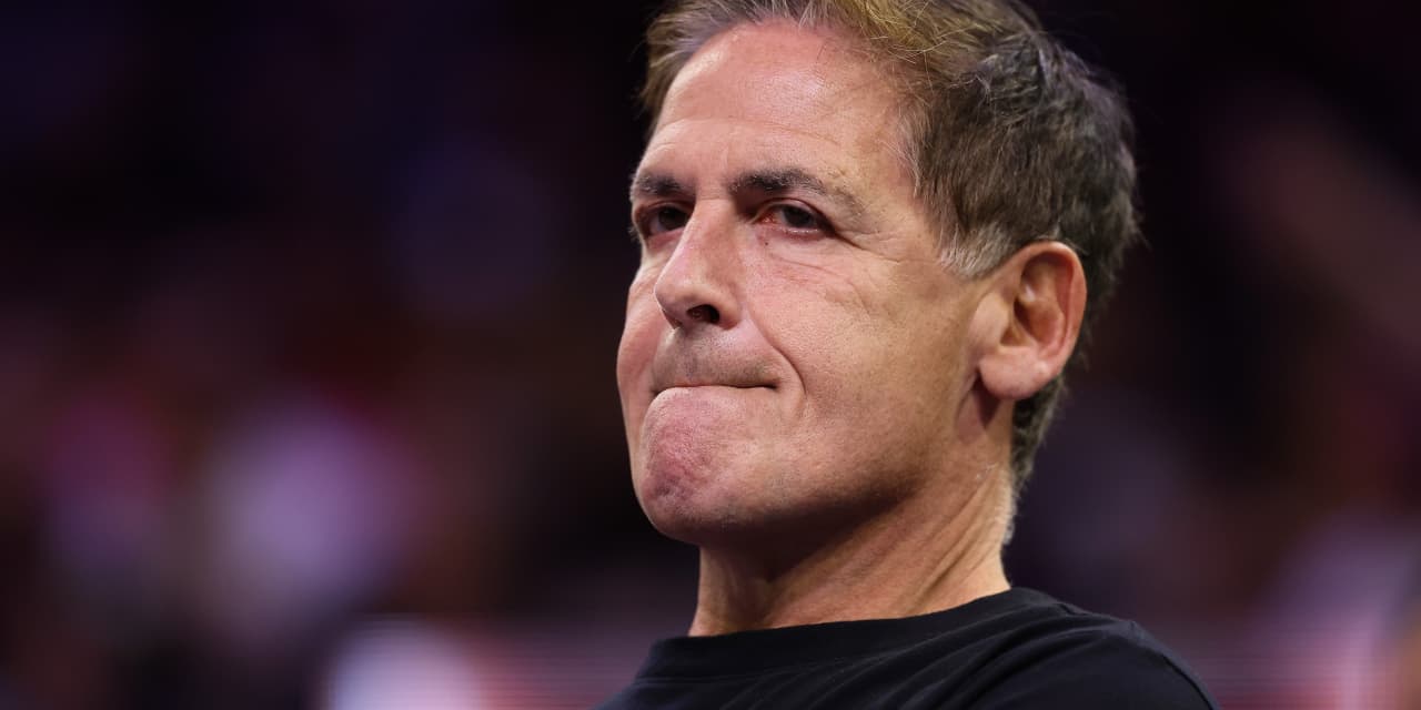 #Crypto: FTX bankruptcy is ‘somebody running a company that’s just dumb-as-f___ing greedy,’ says Mark Cuban