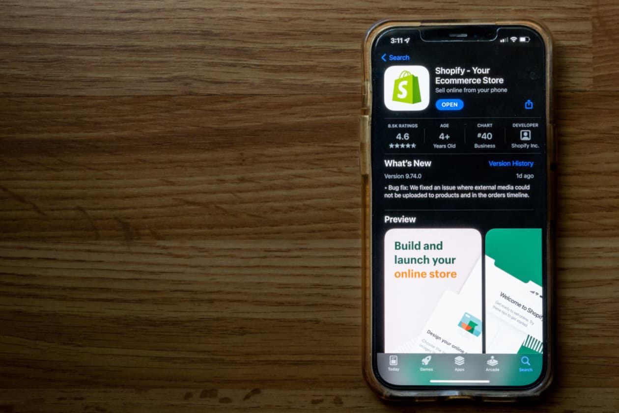 Shopify stock falls nearly 7% as forecast disappoints amid escalating  Amazon rivalry, price increases - MarketWatch