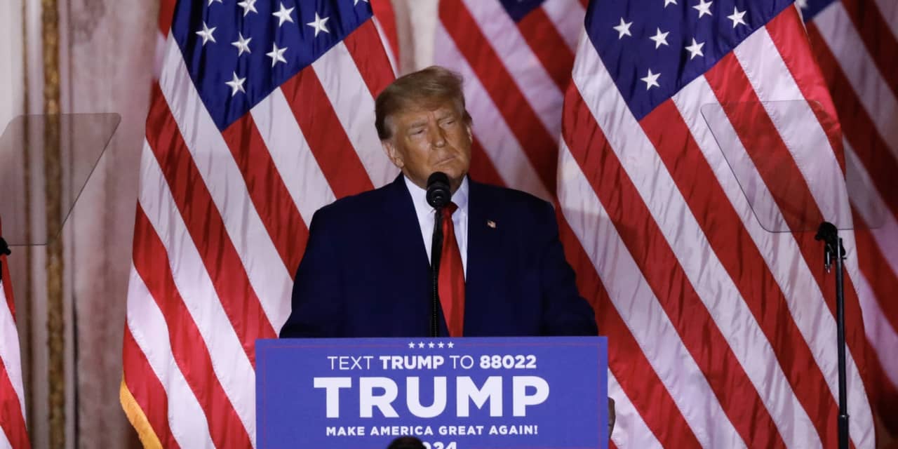 Donald Trump annonce la course à la présidentielle de 2024 : “Le retour de l’Amérique commence maintenant”