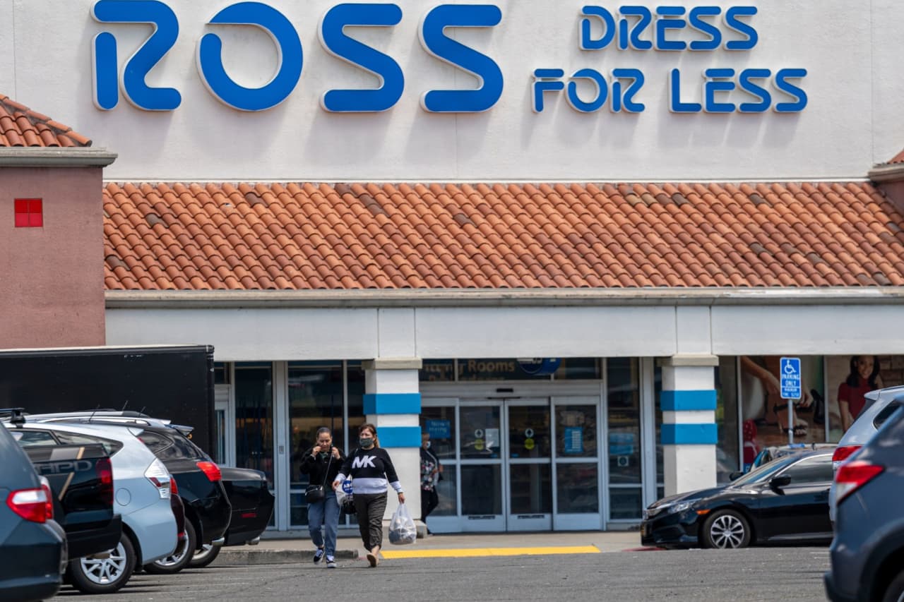 Ross Stores Stock Rockets Higher On Upbeat Forecast Adding To Upbeat   Im 668851