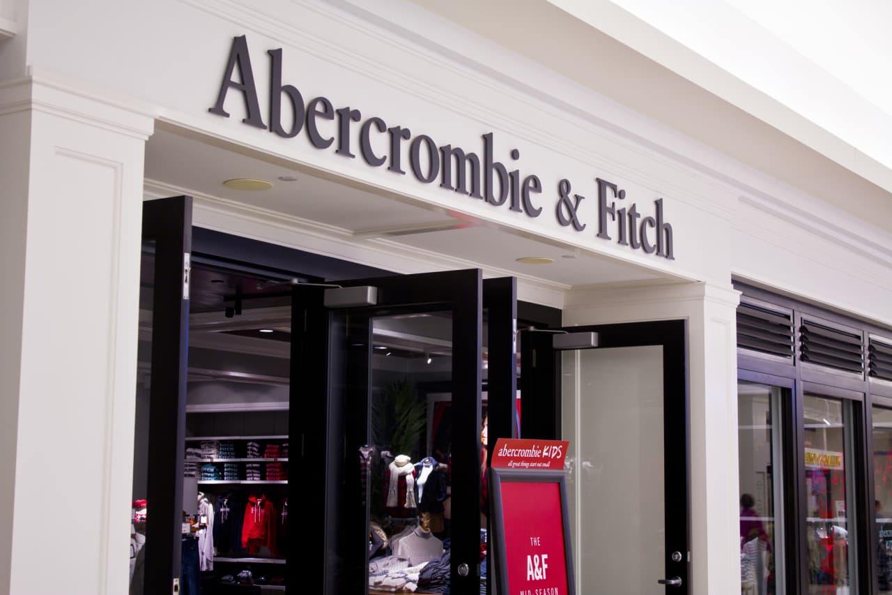 Why Abercrombie’s stock took a dive after just a slight tweak to the earnings outlook
