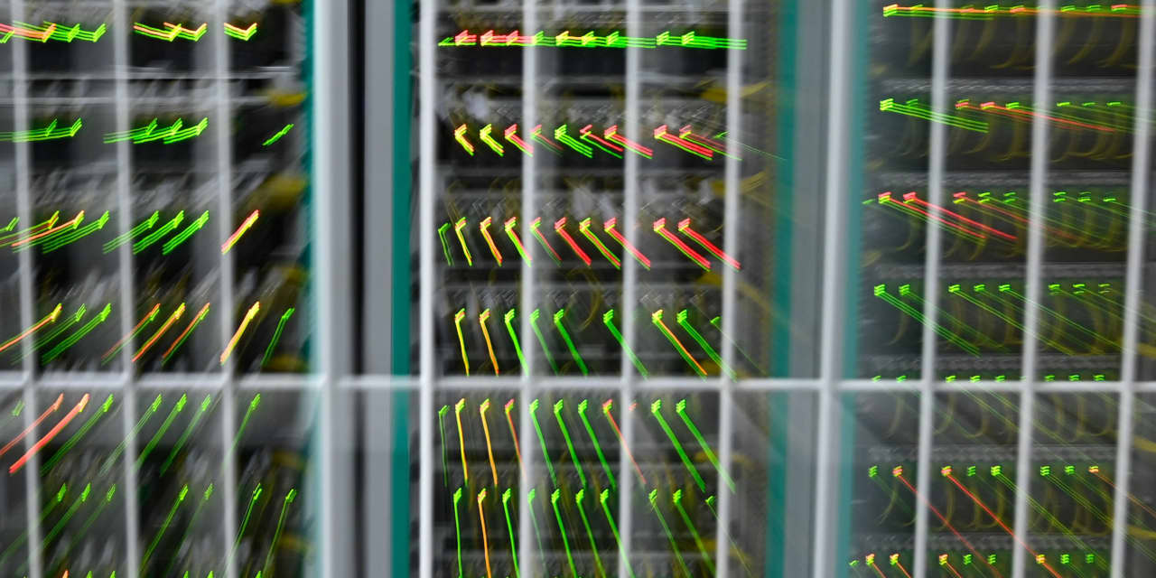 Vertiv’s stock drops on missed revenue, and weaker-than-expected Q1 view
