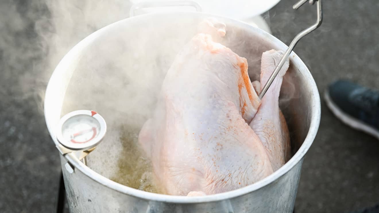 #The Margin: This dangerous method for cooking your Thanksgiving turkey leads to $15 million in damages a year