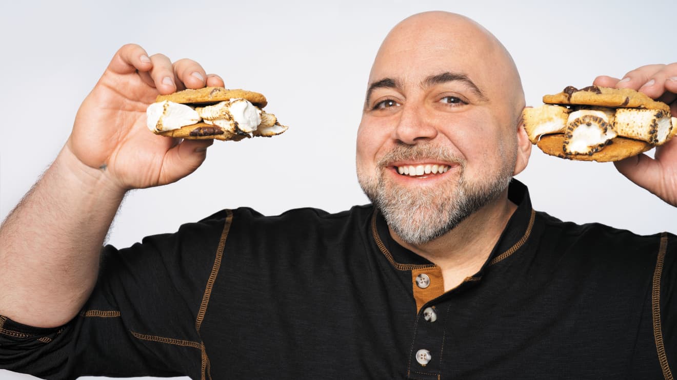 #The MarketWatch Q&A: Food Network star Duff Goldman serves 4 pies, 3 types of ice cream, a tart, cornbread and cookies at his Thanksgiving feast