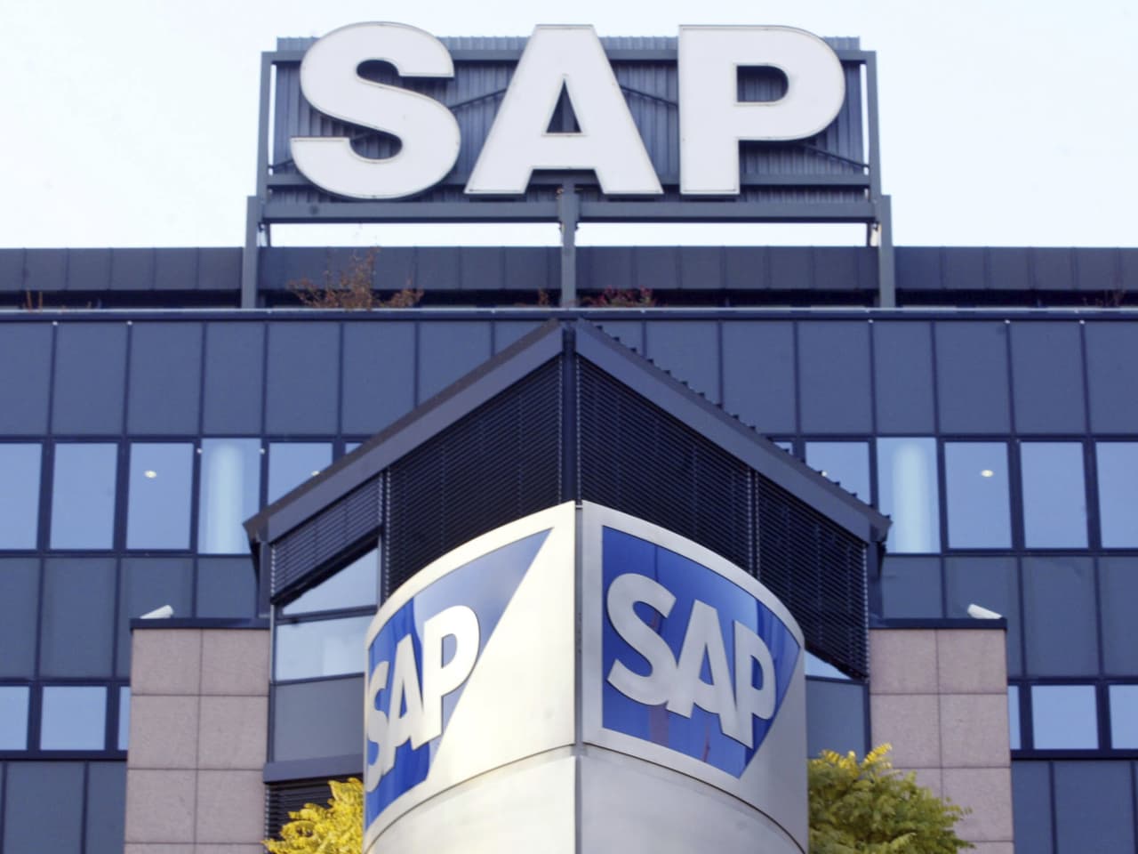 SAP stock surges amid plan to cut 8,000 jobs, boost to profit