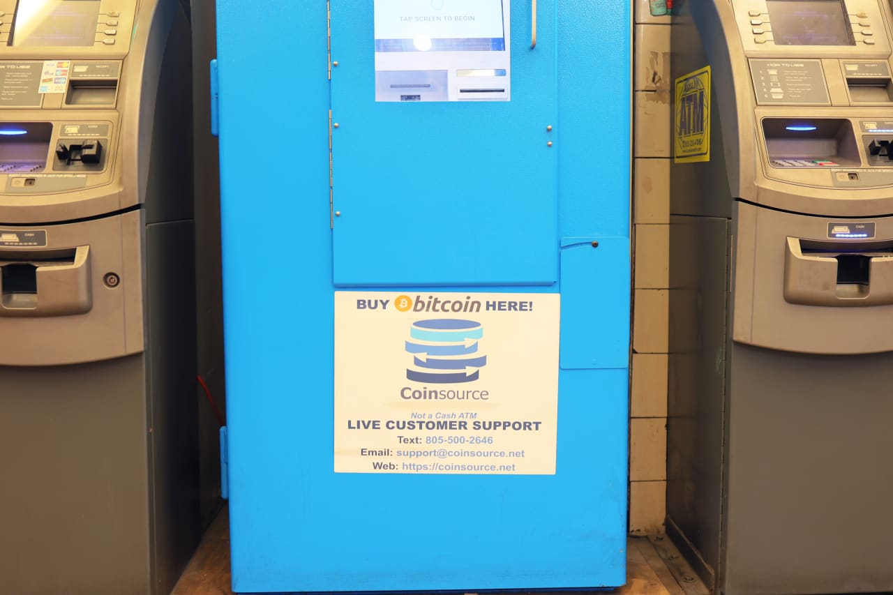 Signature Bank, Silvergate Capital sustain downgrades due to crypto  exposure - MarketWatch