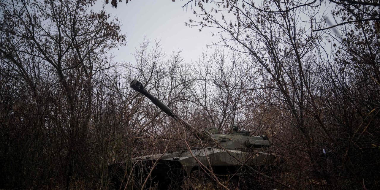 #The Wall Street Journal: Ukraine hits hotel housing Russian military members