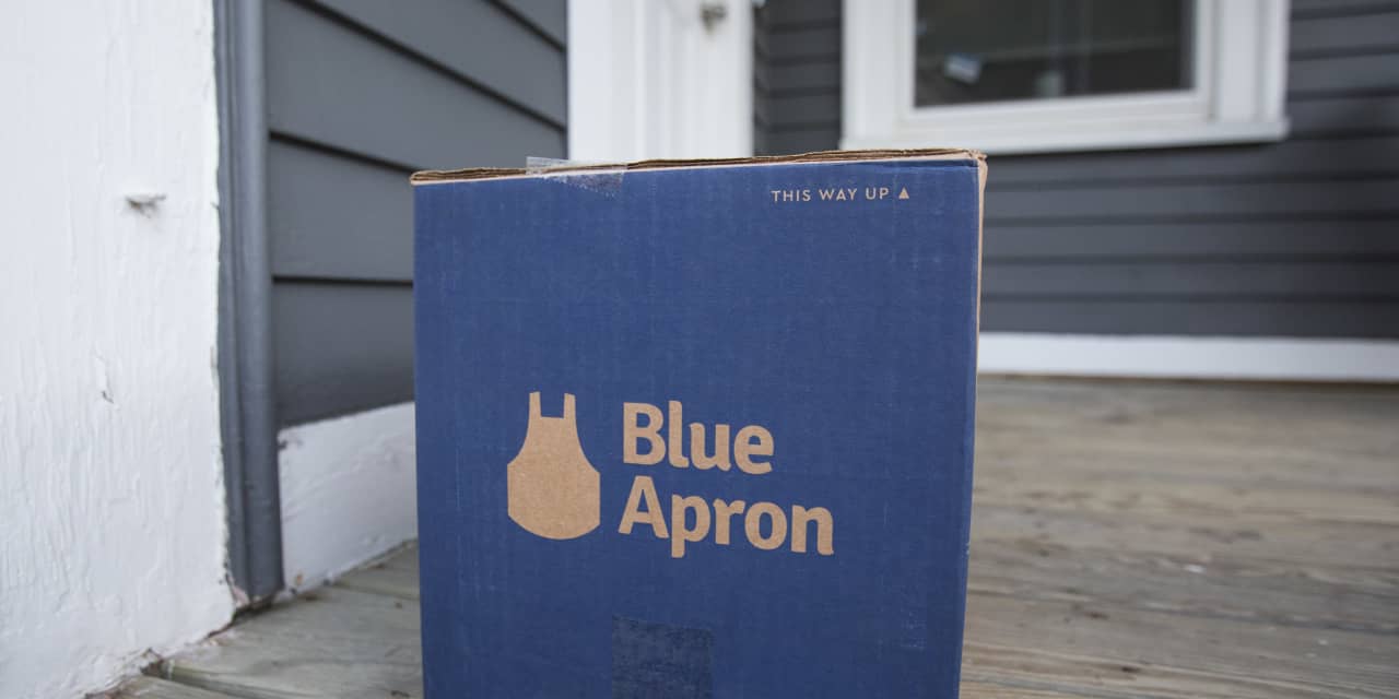 Blue Apron gets some funding from a big investor, and shares rally from record lows