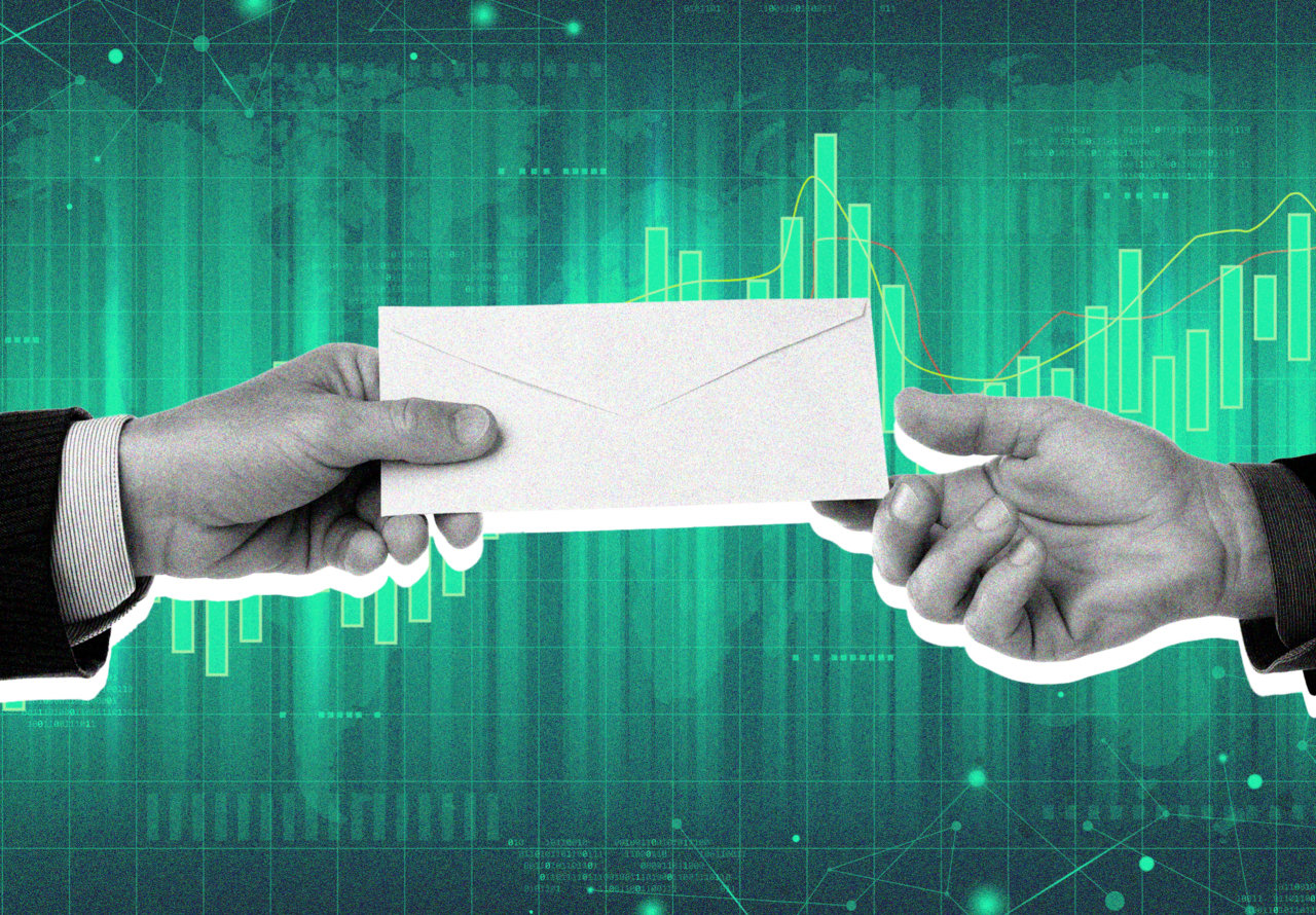 Opinion: People keep pushing bitcoin on me, but it crashes regularly. What  am I missing? - MarketWatch