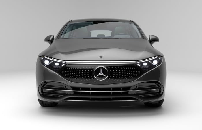 The 2023 Mercedes-Benz EQS sedan: A luxurious and high-tech EV with  thrilling performance - MarketWatch