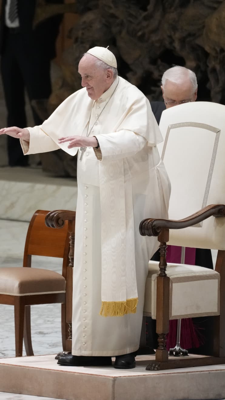Pope warns Vatican insiders to be on guard against 'elegant demon' of  egotism, pomposity - MarketWatch