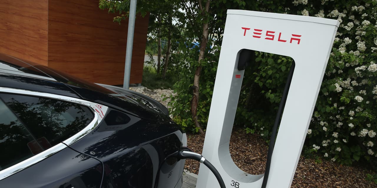 #: Tesla delivery-target miss shows ‘demand cracks clearly happening’ that mean ‘numbers could materially reset’ for coming years, analysts write