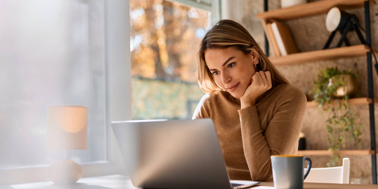 marketwatch.com - Alisa Wolfson - More homeowners now have mortgage rates above 6% than below 3%: 10 real estate pros on how and when to refinance smartly