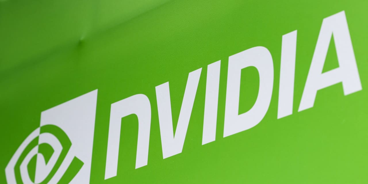 Nvidia-Corning Kunci Pasokan Serat Optik AI — Infrastruktur Jadi Medan Tempur Baru